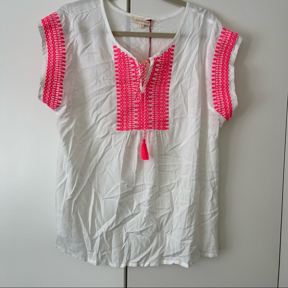 Embroidered top - Picture 1 of 4